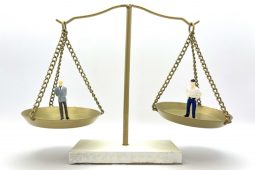 新人だから不安？ ベテランだから安心？